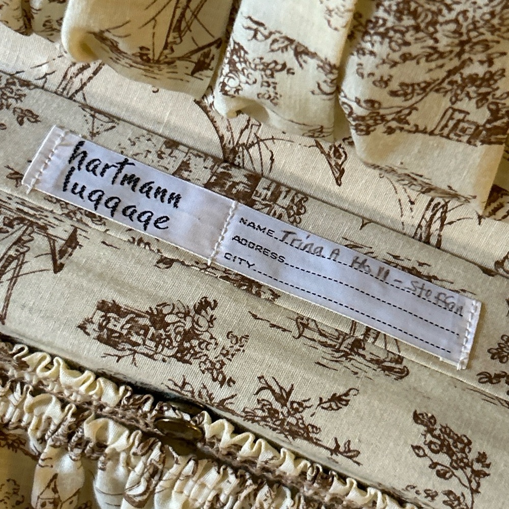 Vintage Hartmann Luggage 21 inch Tweed Suitcase - Picture 6 of 15